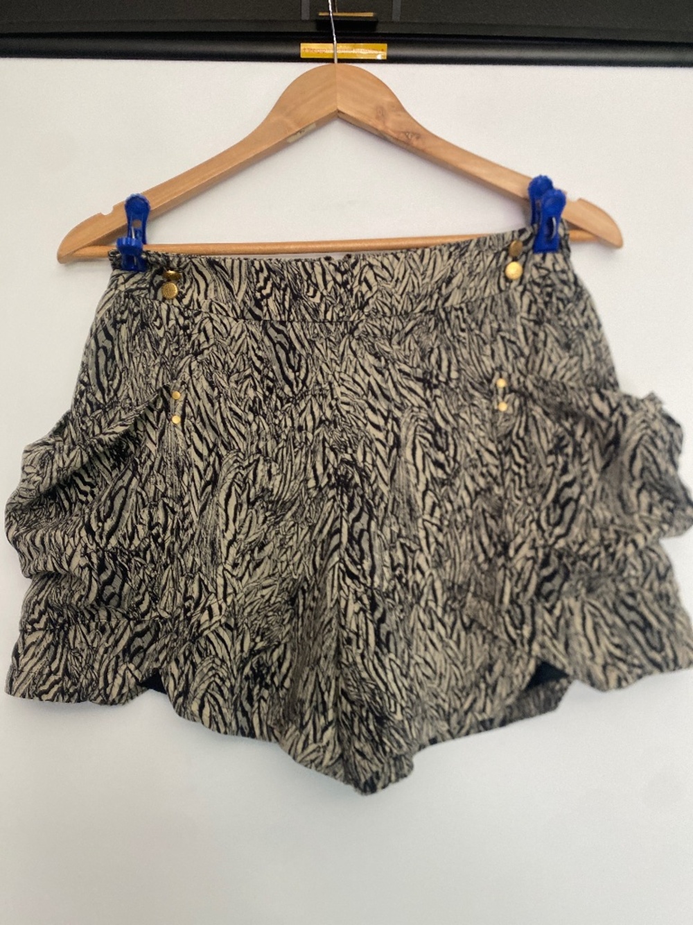 Anthro Leifsdottir 6 Printed Silk Shorts